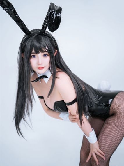 片名叫《官狱女囚》_720完整视频观看