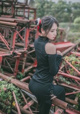 岳乱妇乱第1集_HD免费在线观看